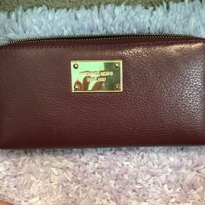Michael kors wallet